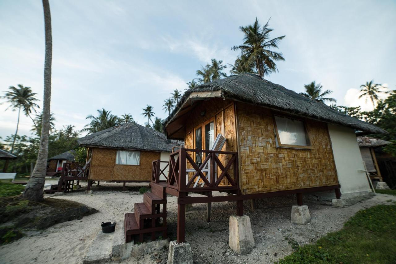 Simeulue Surflodges Lasikin Exterior foto
