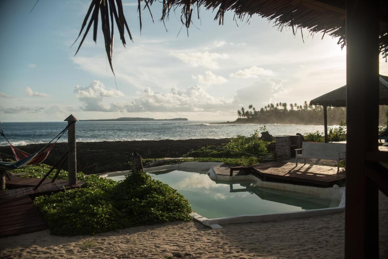 Simeulue Surflodges Lasikin Exterior foto