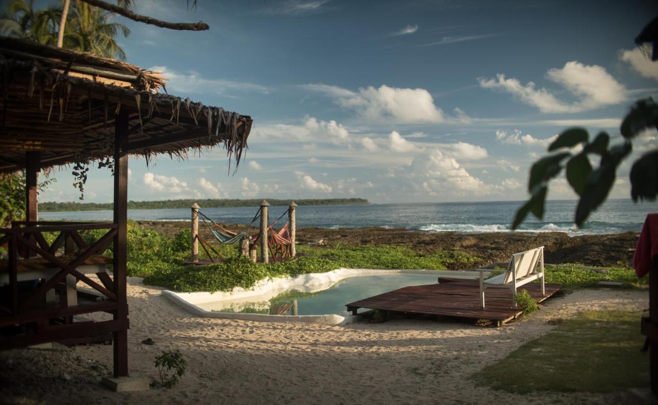Simeulue Surflodges Lasikin Exterior foto