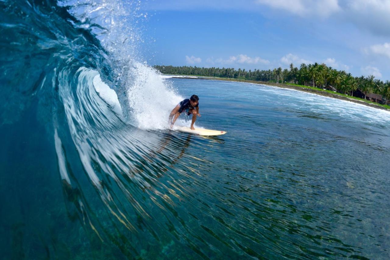 Simeulue Surflodges Lasikin Exterior foto